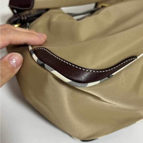 Burberry bucket/shoulder bag - Picture 2 of 16